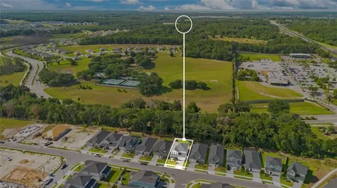 5972 Sacred Oak Avenue Mount Dora FL 32757