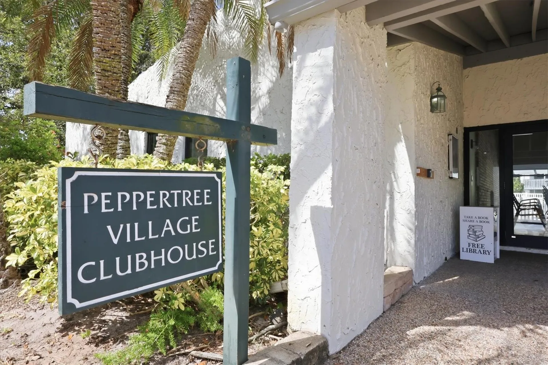 11409 8th Street N St Petersburg FL 33716