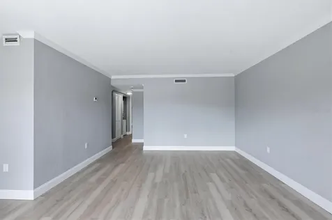 11409 8th Street N St Petersburg FL 33716