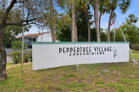 11409 8th Street N St Petersburg FL 33716