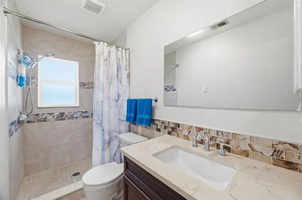 5915 46th Avenue N Kenneth City FL 33709