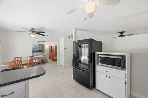 5915 46th Avenue N Kenneth City FL 33709