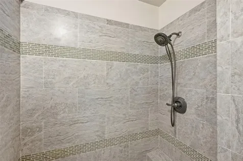 5915 46th Avenue N Kenneth City FL 33709