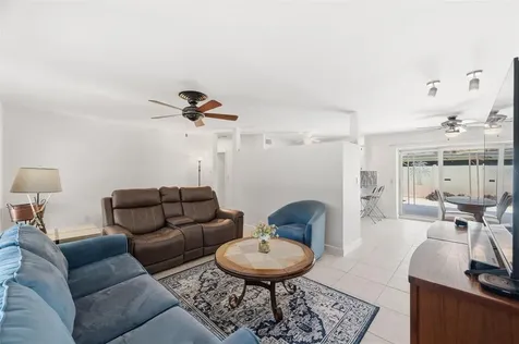 5915 46th Avenue N Kenneth City FL 33709