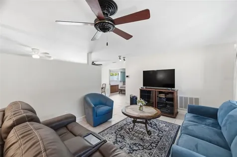 5915 46th Avenue N Kenneth City FL 33709