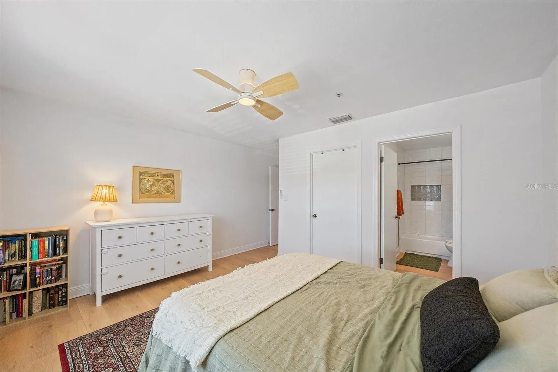 4002 Crockers Lake Boulevard Sarasota FL 34238