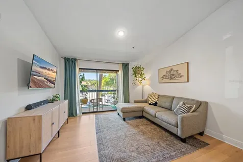 4002 Crockers Lake Boulevard Sarasota FL 34238