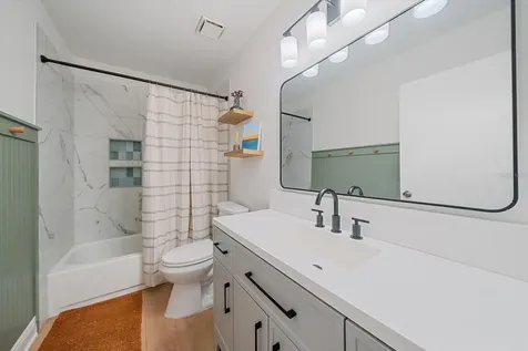 4002 Crockers Lake Boulevard Sarasota FL 34238