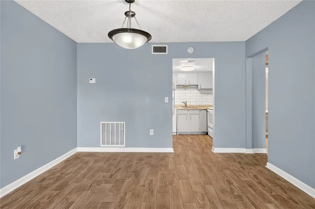 4203 S. Semoran Boulevard Orlando FL 32822
