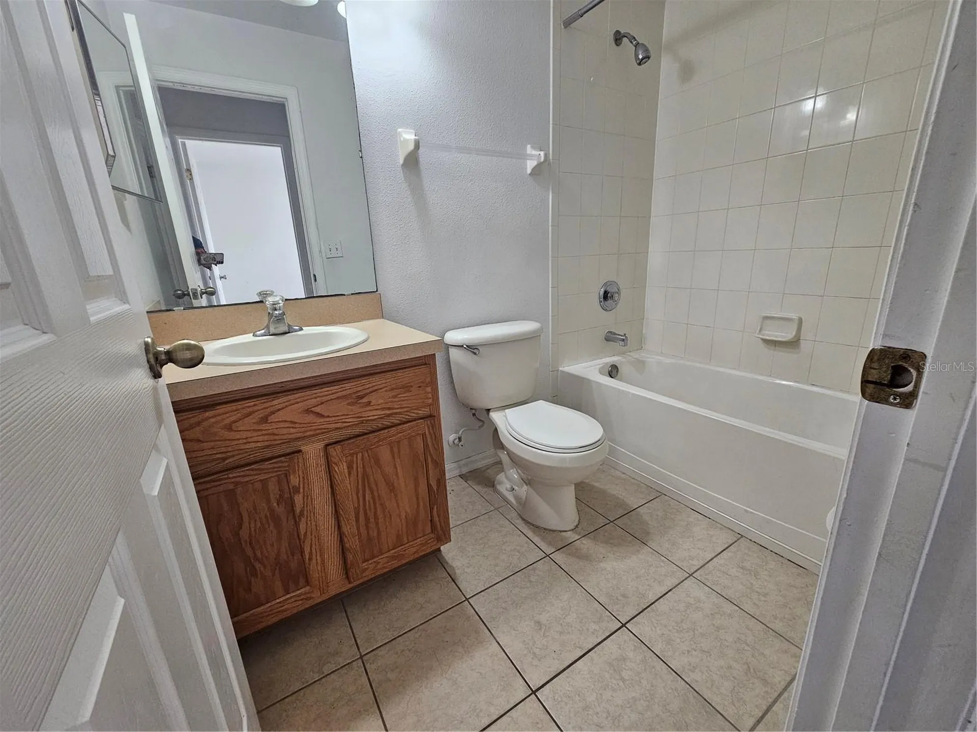 752 Cresting Oak Circle Orlando FL 32824