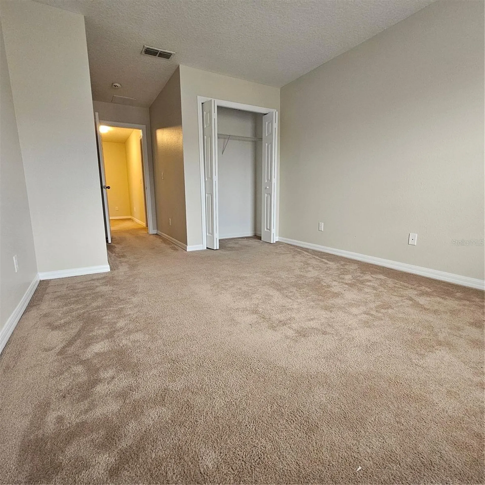 752 Cresting Oak Circle Orlando FL 32824