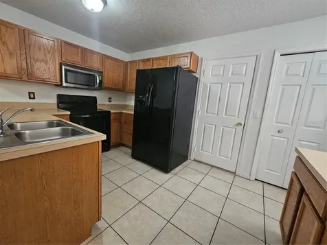 752 Cresting Oak Circle Orlando FL 32824