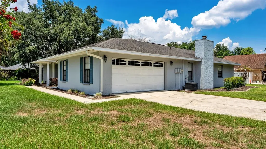 2208 Groveglen Circle Lakeland FL 33812