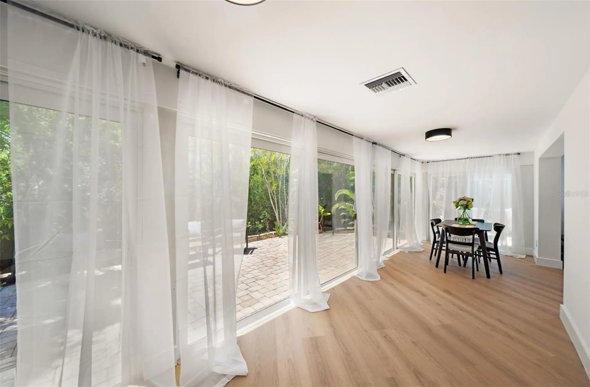 578 Spanish Drive S Longboat Key FL 34228