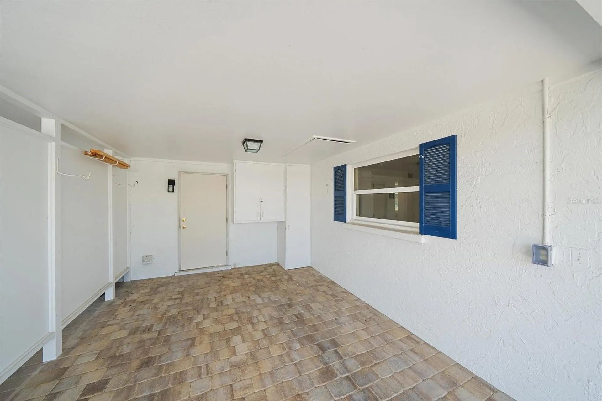 578 Spanish Drive S Longboat Key FL 34228