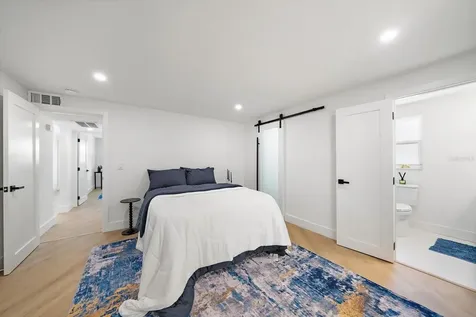 578 Spanish Drive S Longboat Key FL 34228