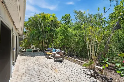 578 Spanish Drive S Longboat Key FL 34228