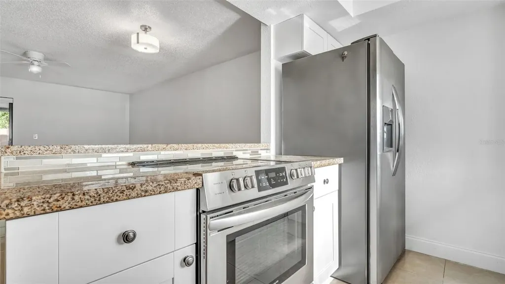 3913 Oak Limb Court Tampa FL 33614