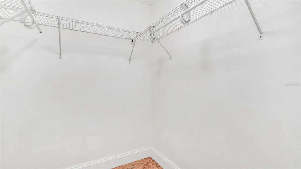 3913 Oak Limb Court Tampa FL 33614