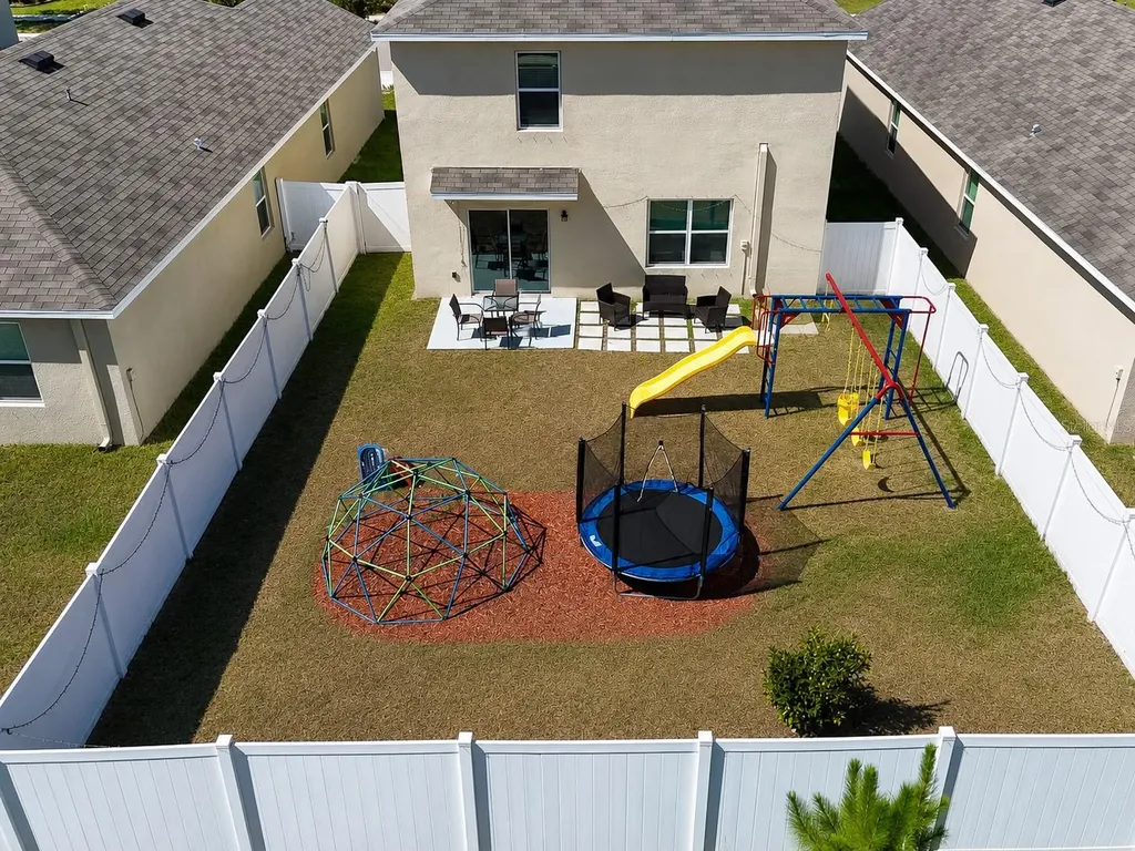 10153 Geese Trail Circle Sun City Center FL 33573