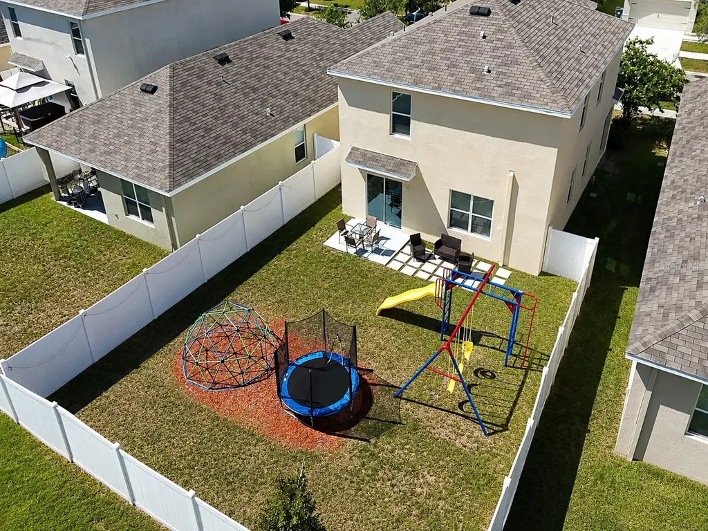 10153 Geese Trail Circle Sun City Center FL 33573
