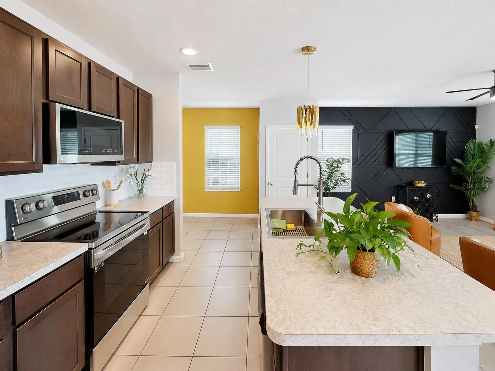 10153 Geese Trail Circle Sun City Center FL 33573