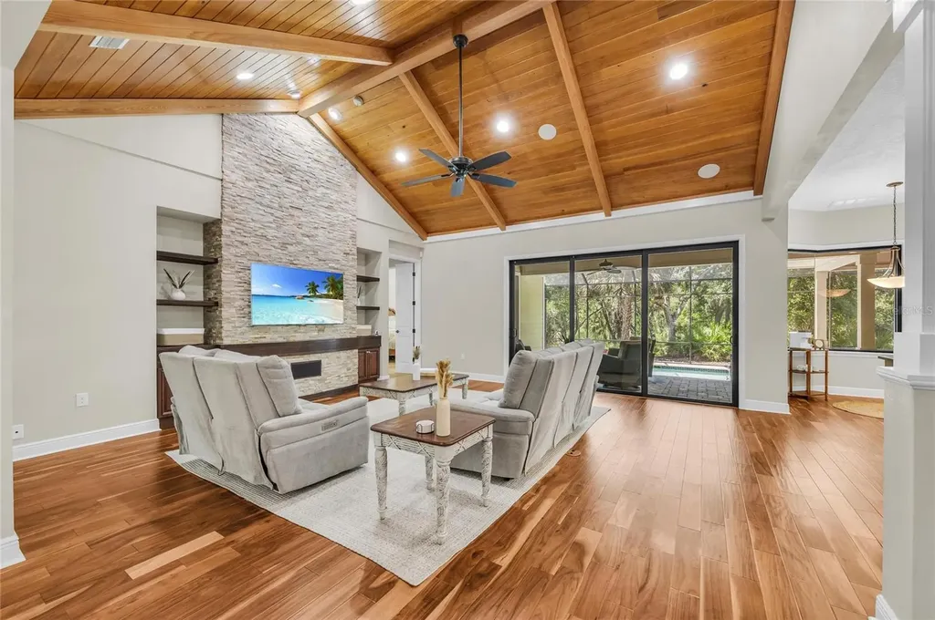 5911 River Forest Circle Bradenton FL 34203