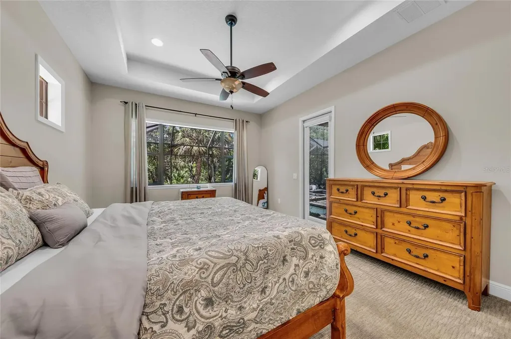 5911 River Forest Circle Bradenton FL 34203