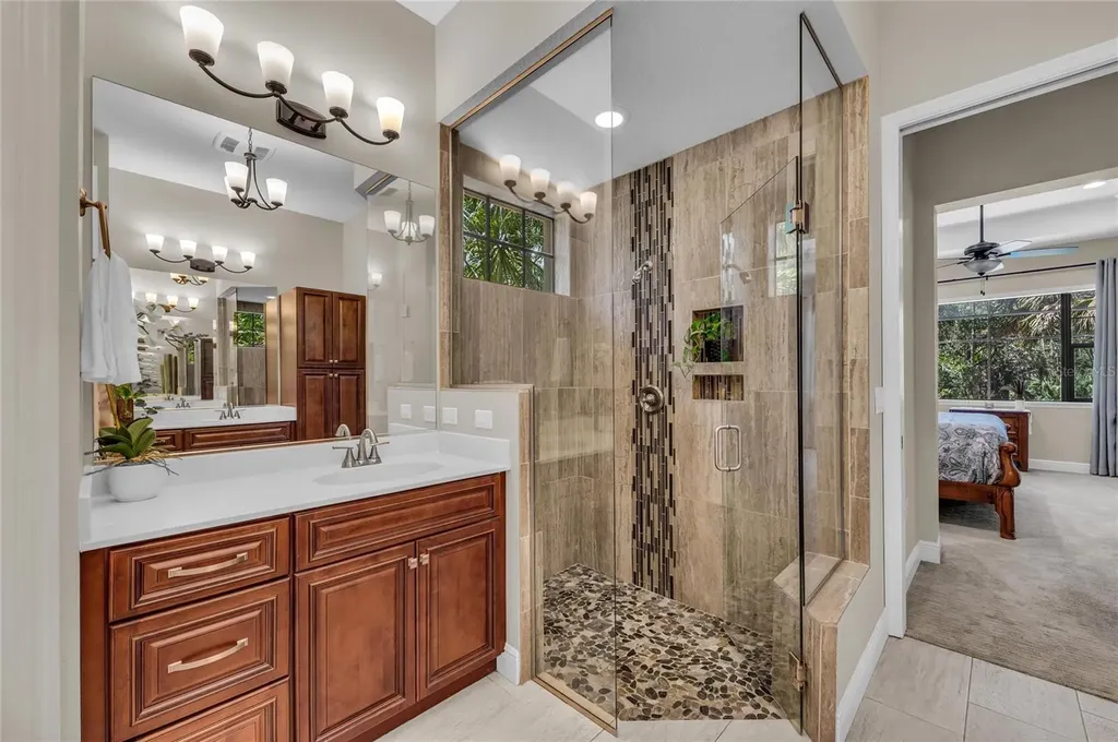 5911 River Forest Circle Bradenton FL 34203
