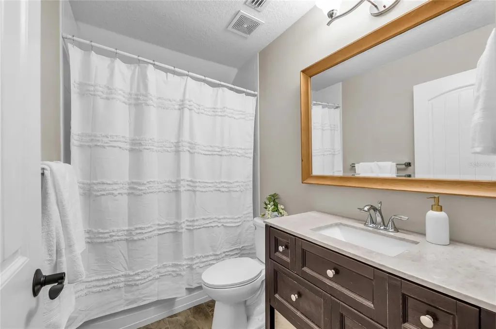 5911 River Forest Circle Bradenton FL 34203