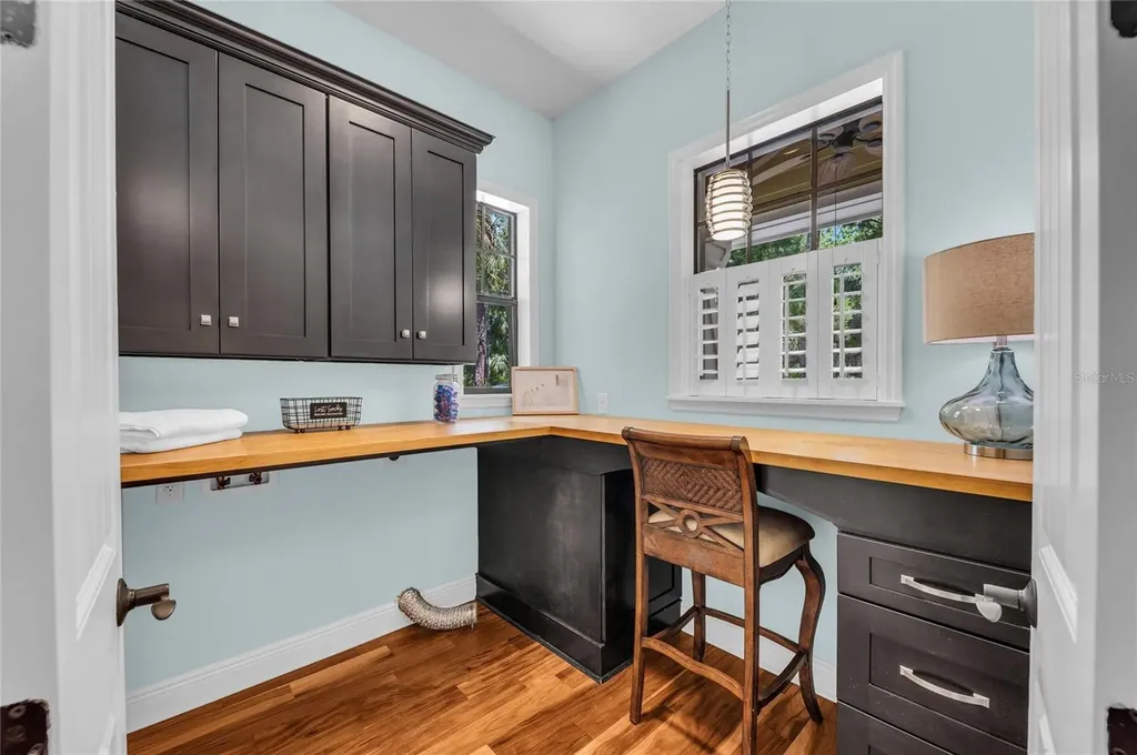 5911 River Forest Circle Bradenton FL 34203