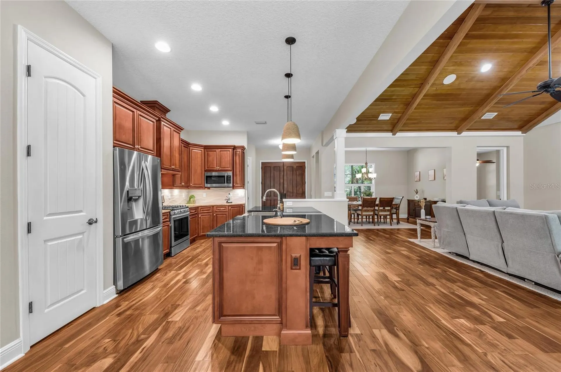 5911 River Forest Circle Bradenton FL 34203