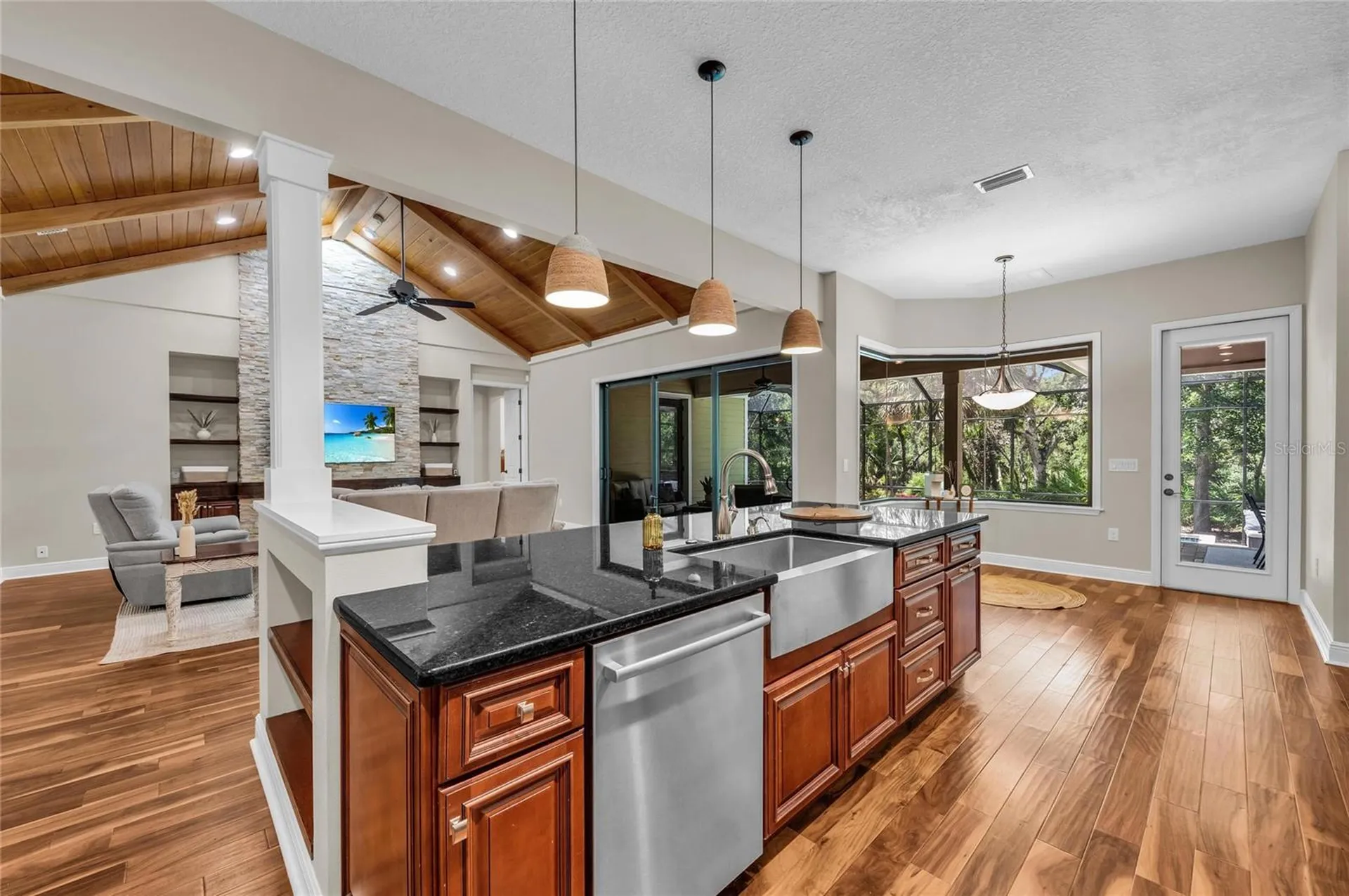 5911 River Forest Circle Bradenton FL 34203