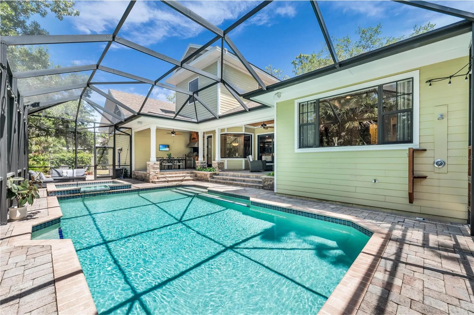 5911 River Forest Circle Bradenton FL 34203