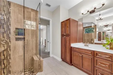 5911 River Forest Circle Bradenton FL 34203