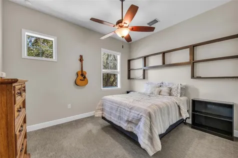 5911 River Forest Circle Bradenton FL 34203