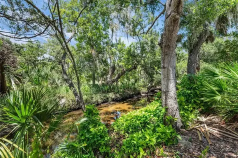 5911 River Forest Circle Bradenton FL 34203