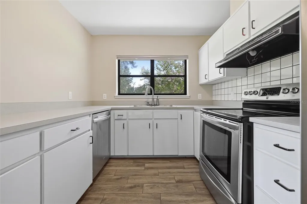 16310 NW 40th Place Newberry FL 32669