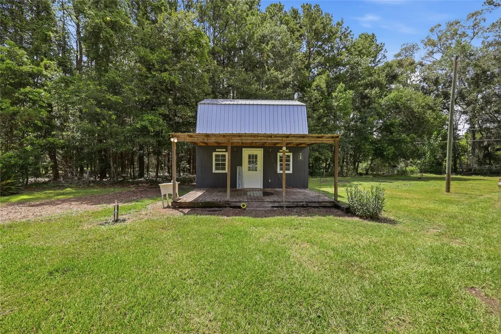 16310 NW 40th Place Newberry FL 32669