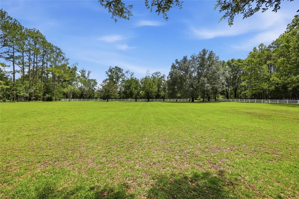 16310 NW 40th Place Newberry FL 32669