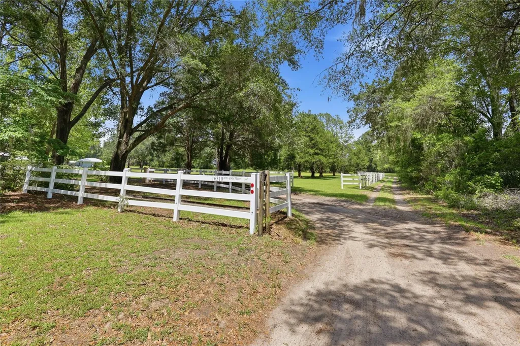 16310 NW 40th Place Newberry FL 32669