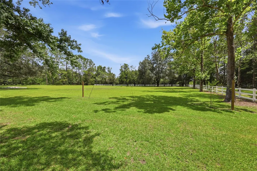16310 NW 40th Place Newberry FL 32669
