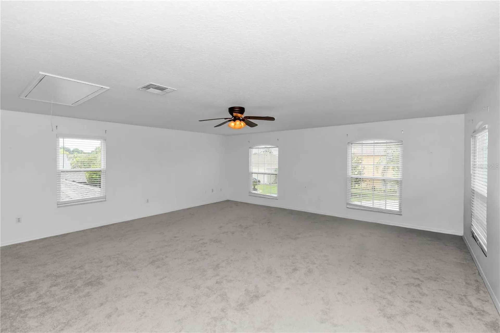 219 Strathmore Circle Kissimmee FL 34744