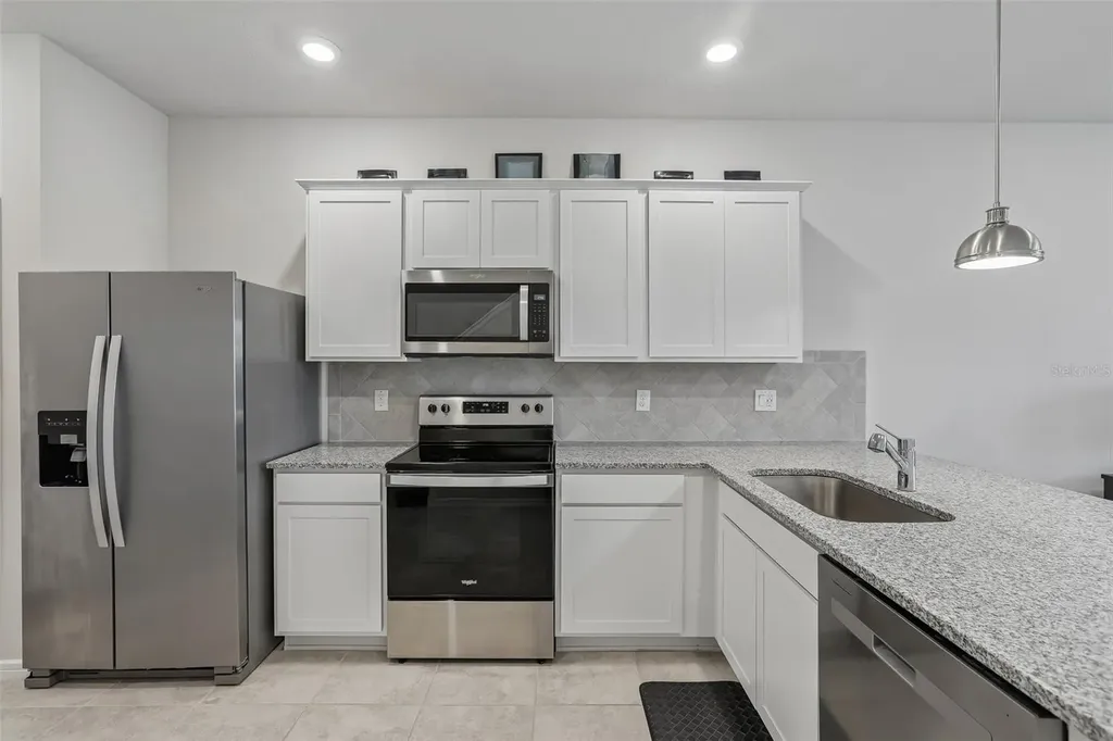 31337 Amberview Bend Wesley Chapel FL 33545