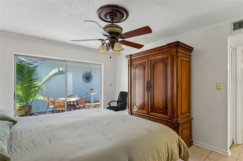 10407 Larchmont Place N Pinellas Park FL 33782