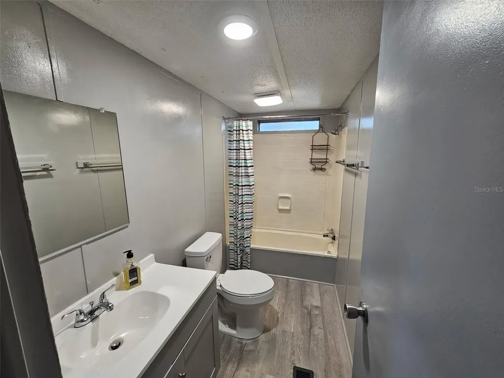 6720 69th Avenue N Pinellas Park FL 33781
