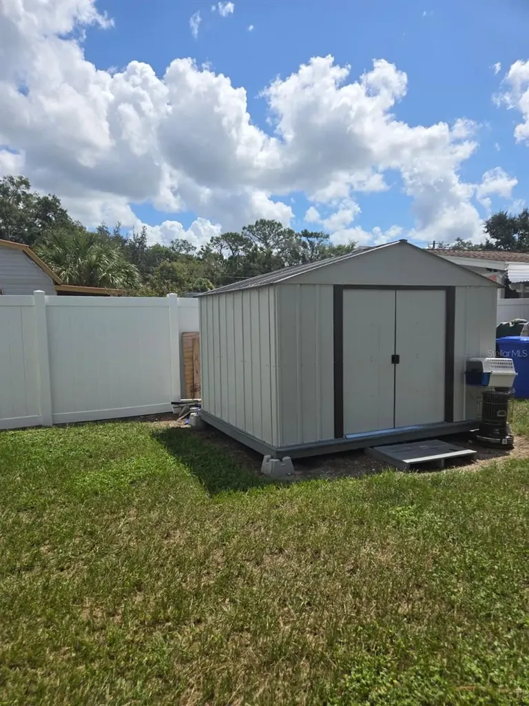 104 W Brentridge Drive Brandon FL 33511