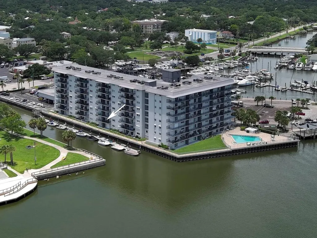 101 N Riverside Drive New Smyrna Beach FL 32168