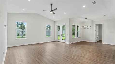 5367 Clubhouse Hills Lane Lakeland FL 33812