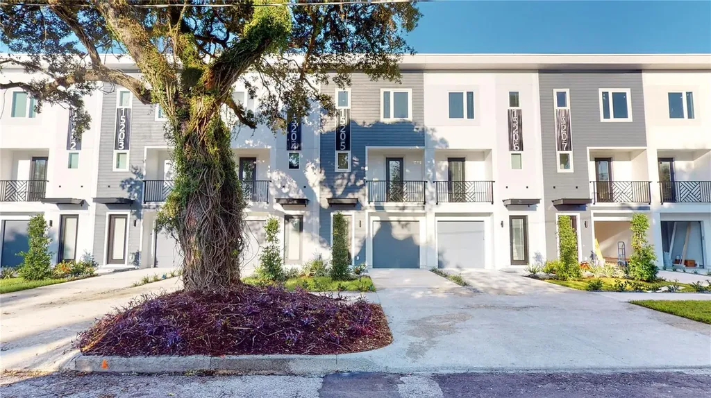1520 N Pierce Street Tampa FL 33602